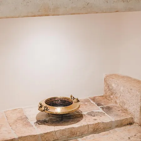 Dimore Bianche, L'immacolata דירה