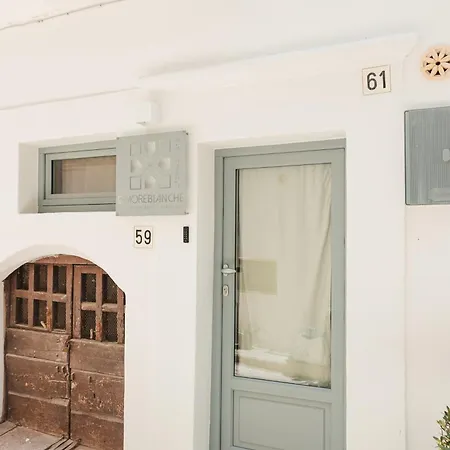 Dimore Bianche, L'immacolata